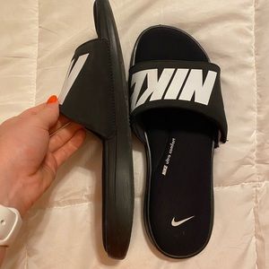 Nike slides